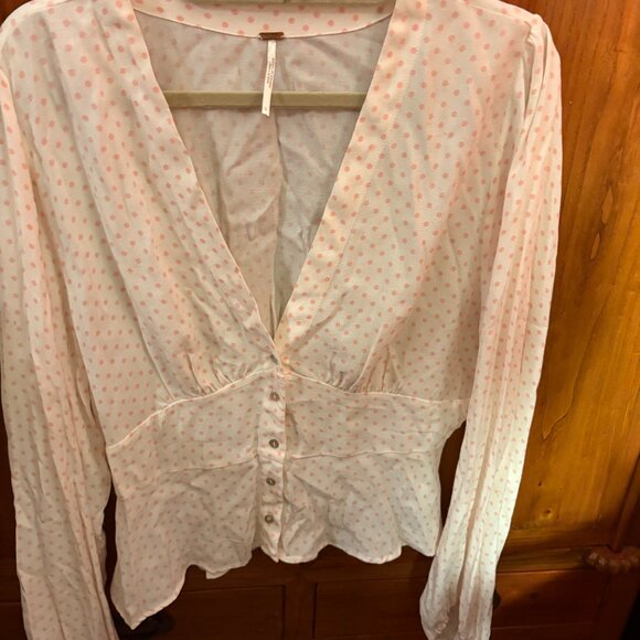 Free People white with pink polka dots romantic boho button up top size large - Picture 3 of 6